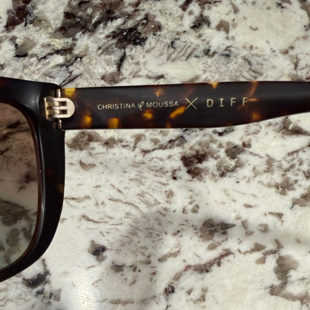 Diff Eyewear Ruby Tortoiseshell Cat-Eye Sunglasse… - image 4